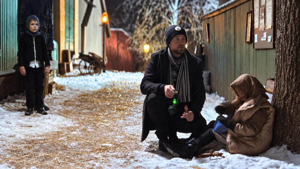 Filip Jezowski's winter film set.